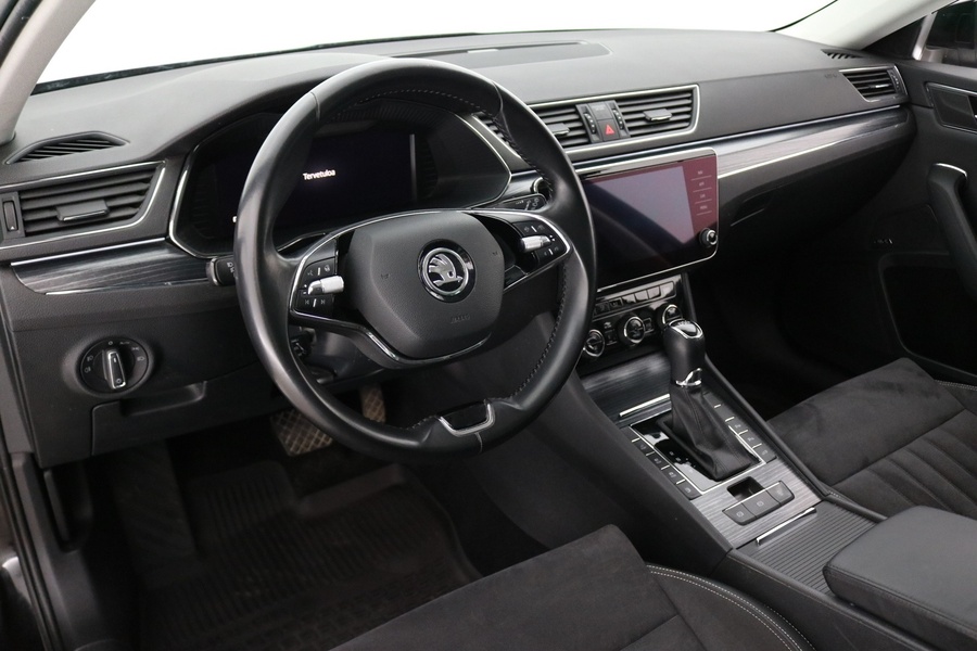 Skoda Superb vaihtoauto