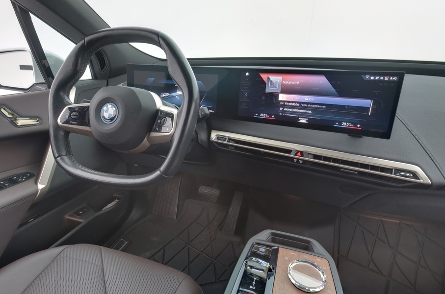BMW iX vaihtoauto