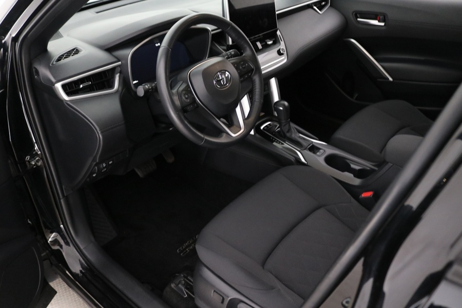 Toyota Corolla Cross vaihtoauto