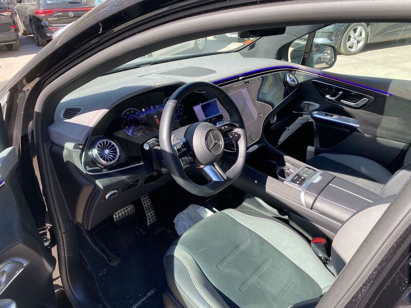 Mercedes-Benz EQE vaihtoauto