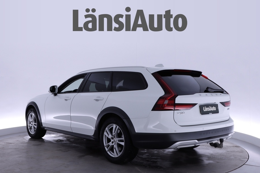 Volvo V90 Cross Country vaihtoauto