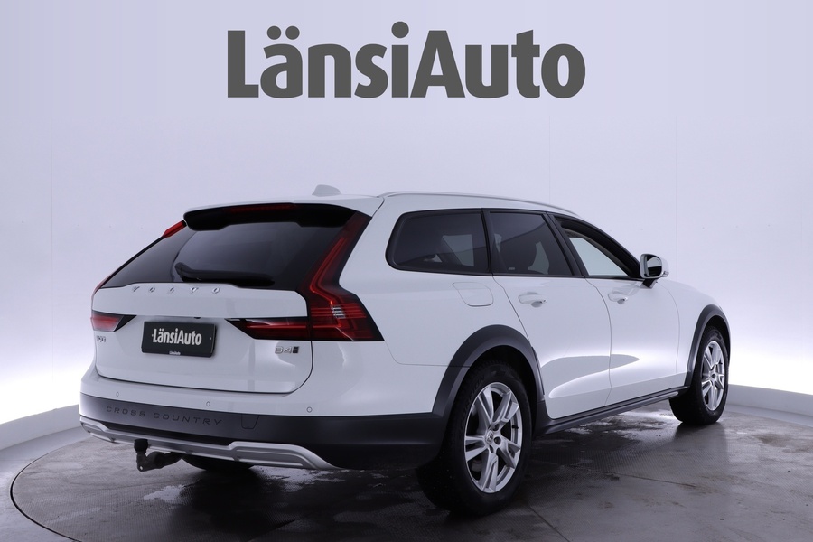 Volvo V90 Cross Country vaihtoauto