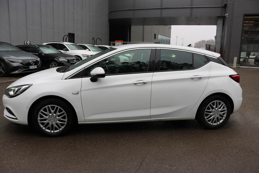 Opel Astra vaihtoauto