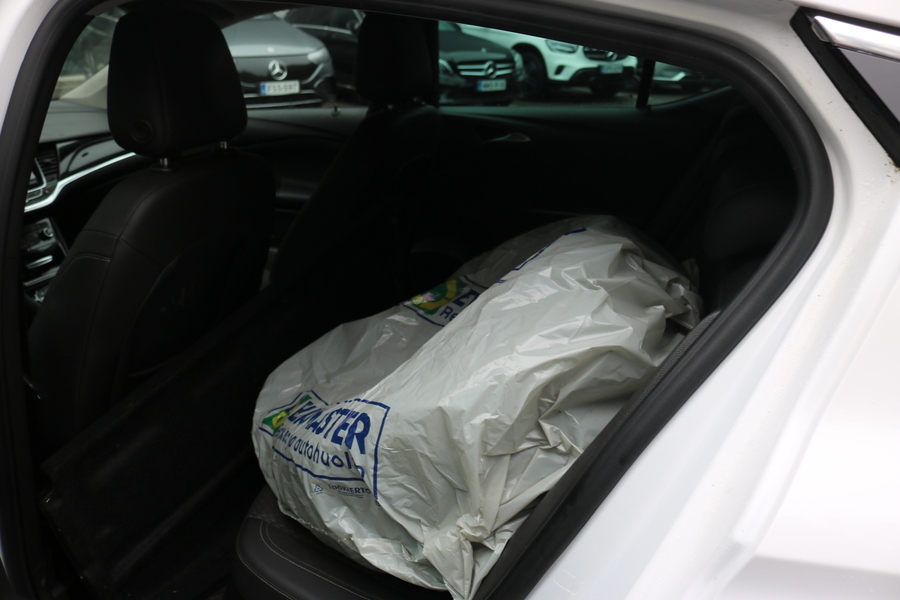 Opel Astra vaihtoauto