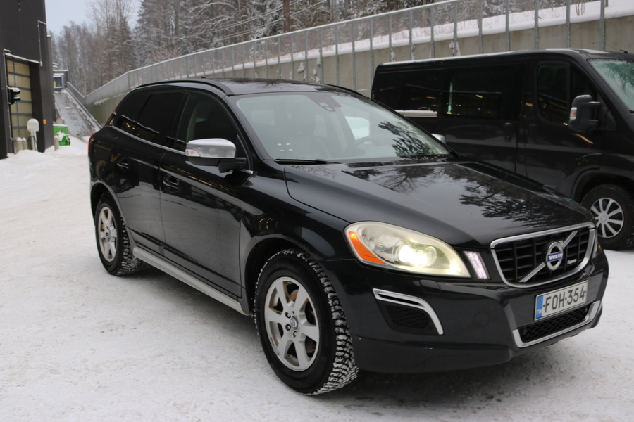 Volvo XC60 vaihtoauto