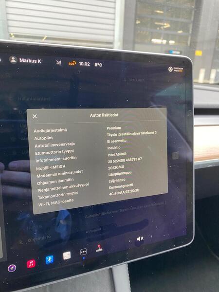 Tesla Model 3 vaihtoauto