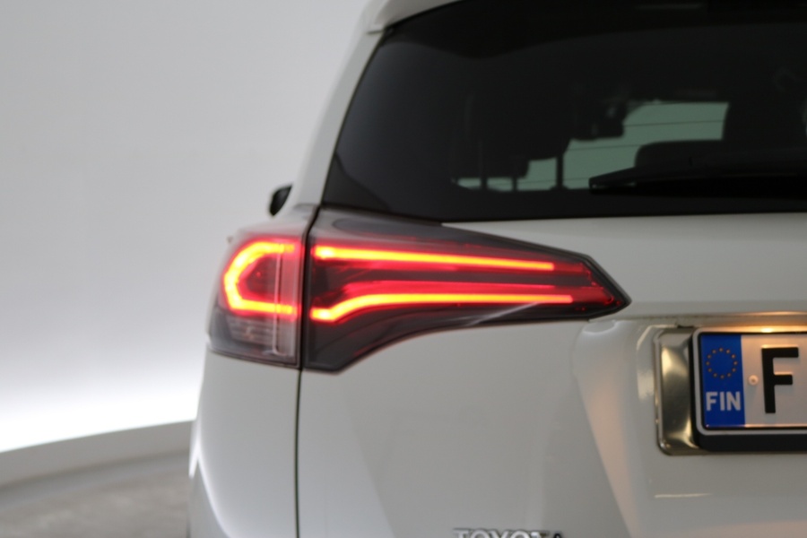 Toyota RAV4 vaihtoauto