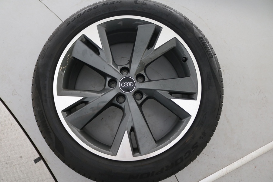 Audi Q4 e-tron vaihtoauto