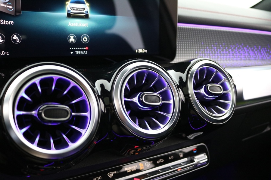 Mercedes-Benz EQB vaihtoauto