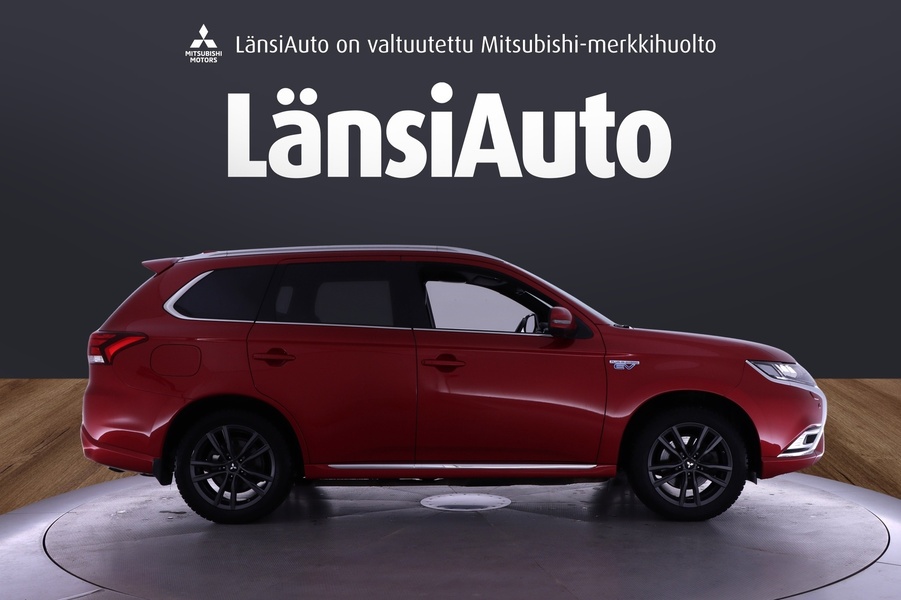 Mitsubishi Outlander PHEV vaihtoauto