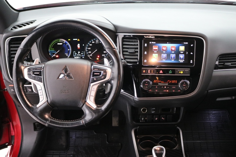 Mitsubishi Outlander PHEV vaihtoauto