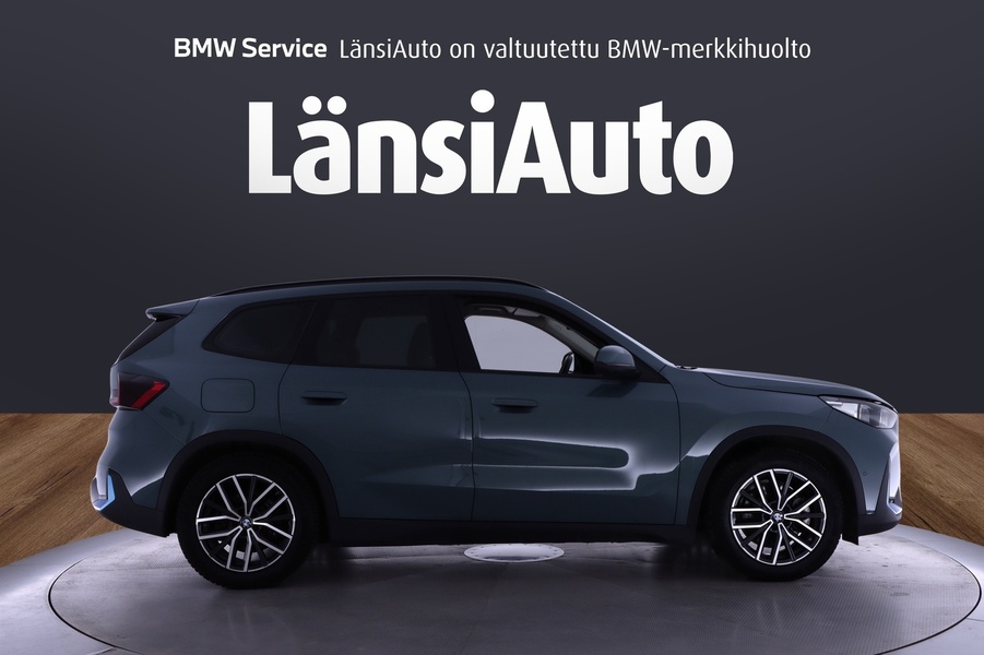 BMW iX1 vaihtoauto