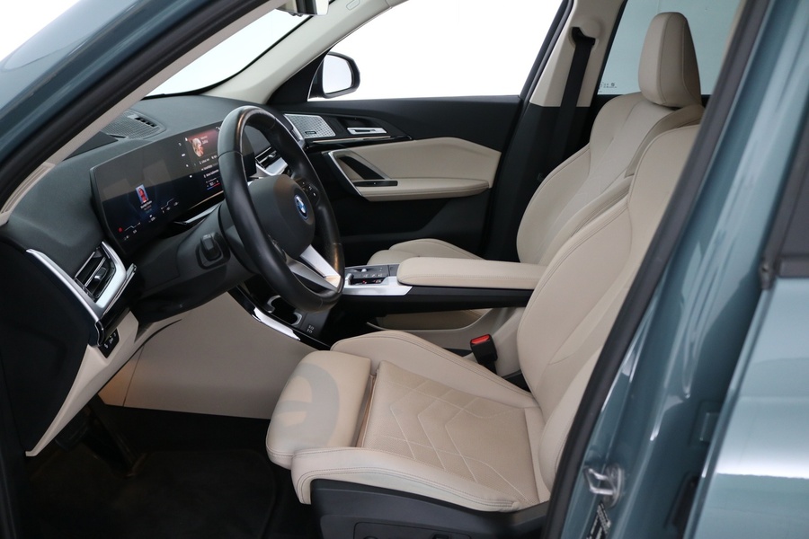 BMW iX1 vaihtoauto