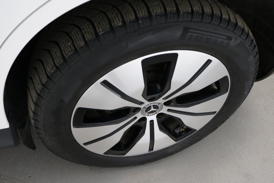 Mercedes-Benz EQC vaihtoauto