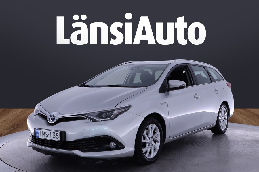 Toyota Auris vaihtoauto