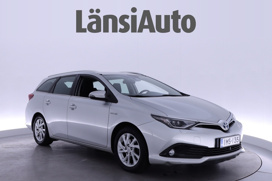 Toyota Auris vaihtoauto