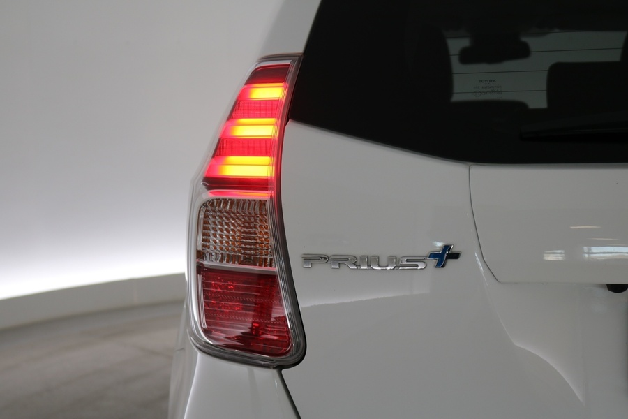 Toyota Prius+ vaihtoauto