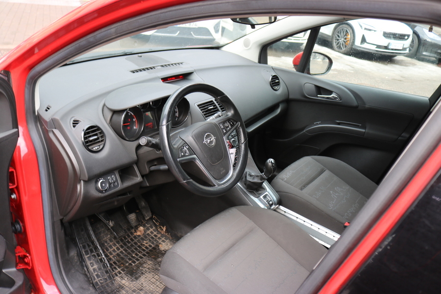 Opel Meriva vaihtoauto