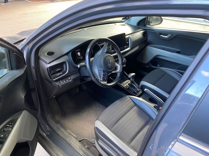 Kia Stonic vaihtoauto