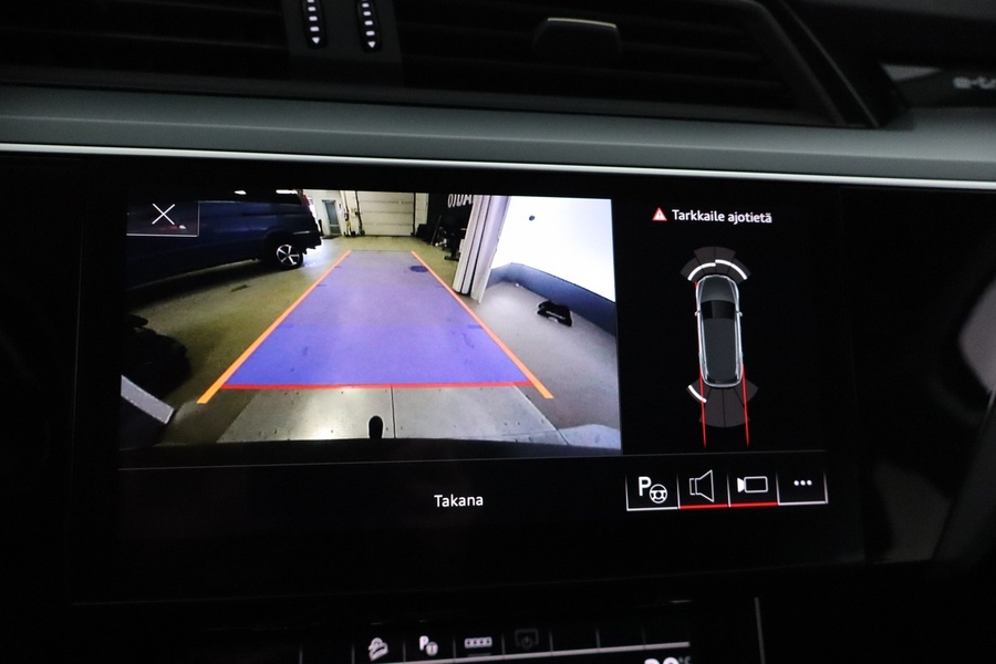 Audi e-tron vaihtoauto