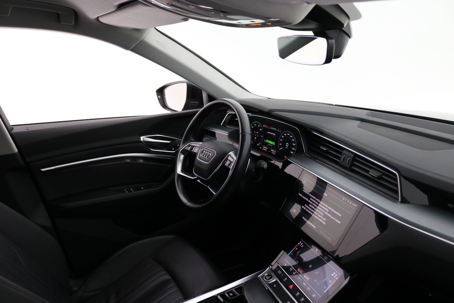 Audi e-tron vaihtoauto