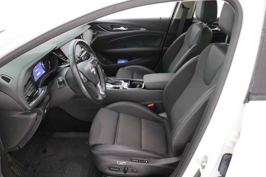 Opel Insignia vaihtoauto