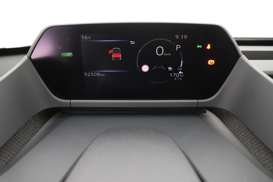 Toyota bZ4X vaihtoauto