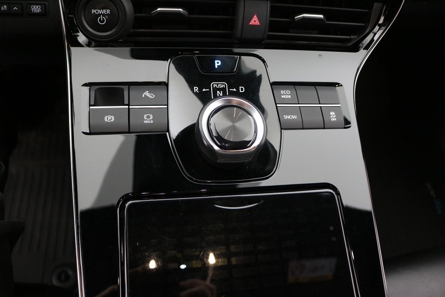 Toyota bZ4X vaihtoauto