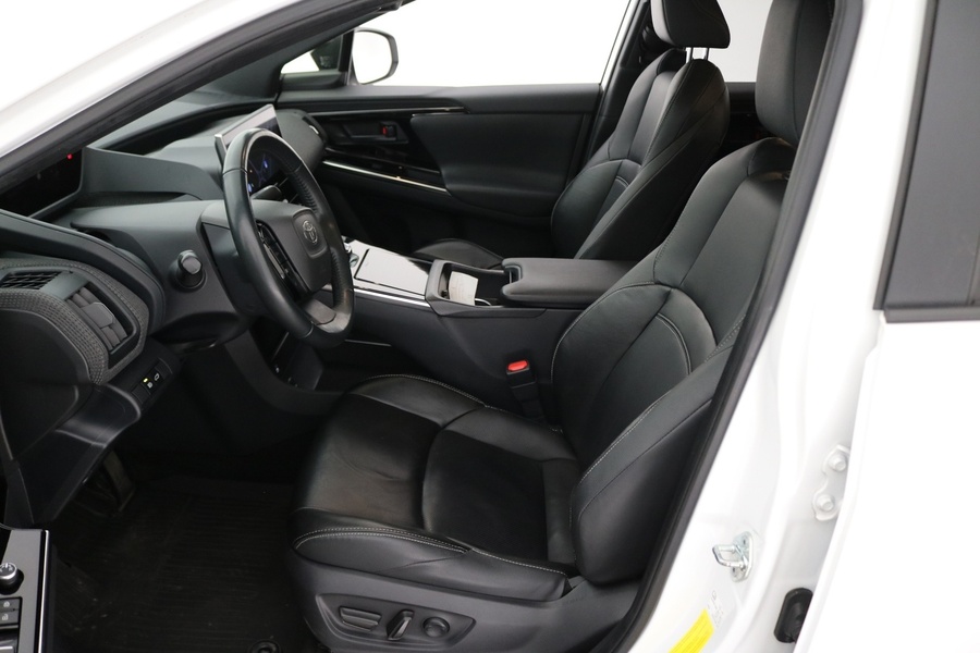 Toyota bZ4X vaihtoauto