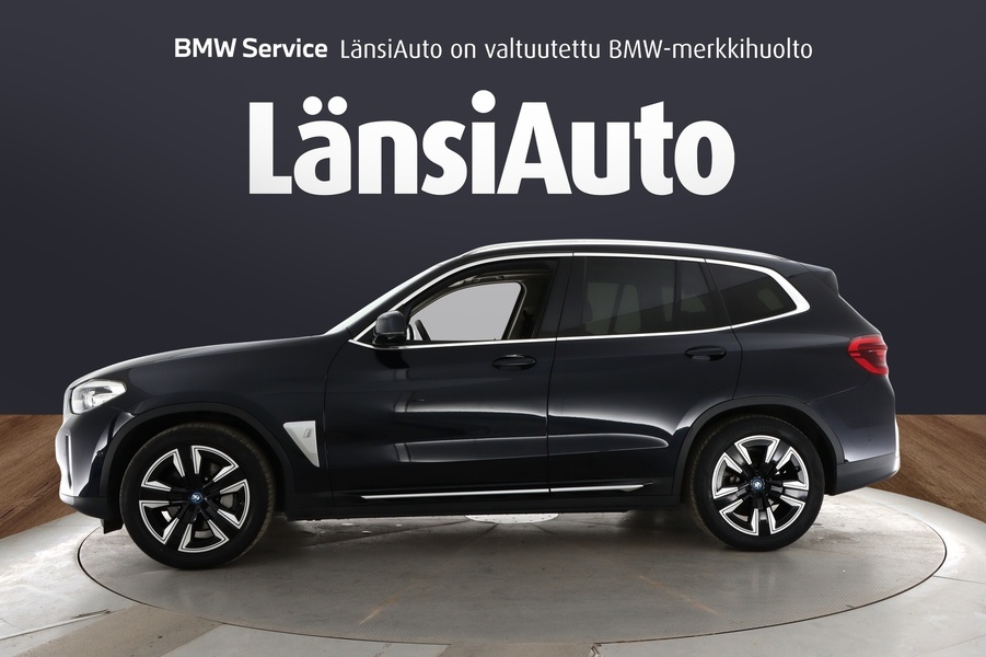 BMW iX3 vaihtoauto