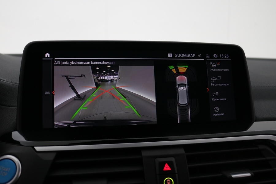 BMW iX3 vaihtoauto
