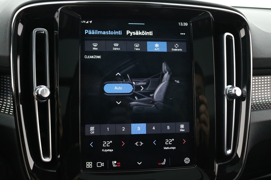 Volvo XC40 vaihtoauto