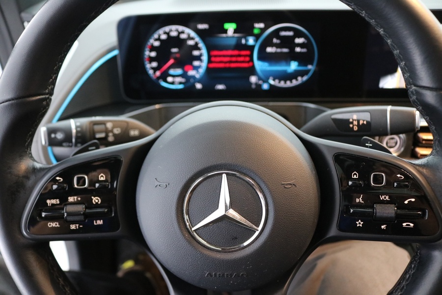 Mercedes-Benz EQC vaihtoauto