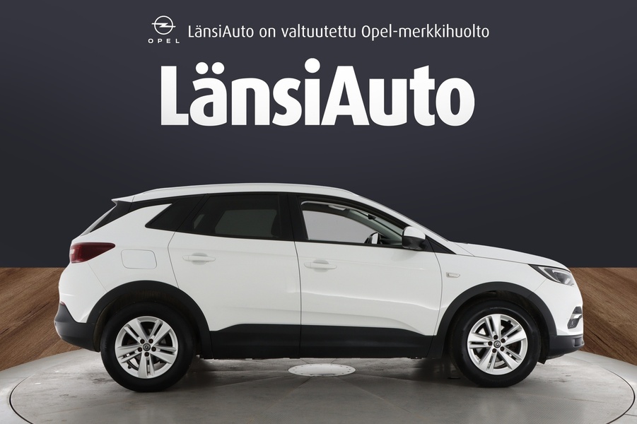Opel Grandland X vaihtoauto