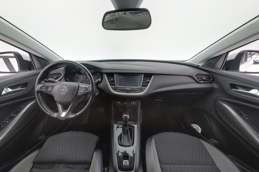 Opel Grandland X vaihtoauto