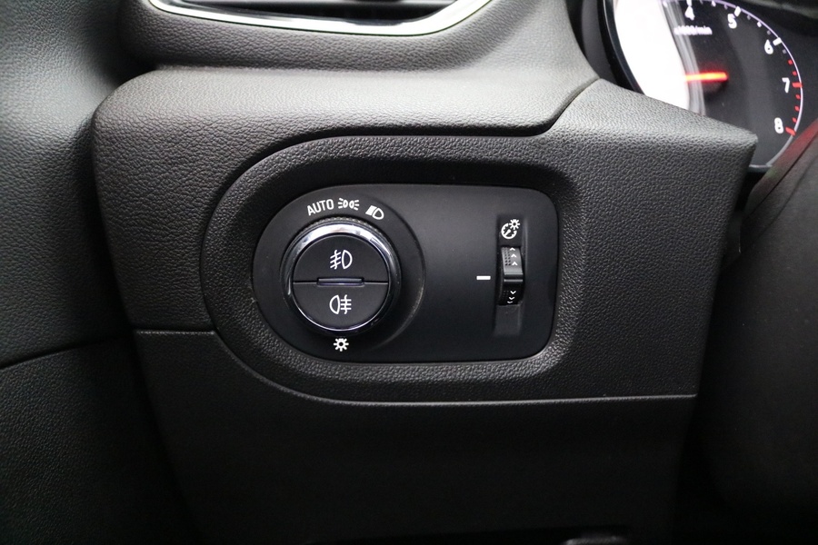Opel Grandland X vaihtoauto