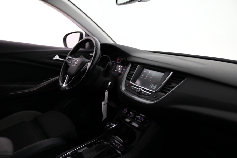 Opel Grandland X vaihtoauto