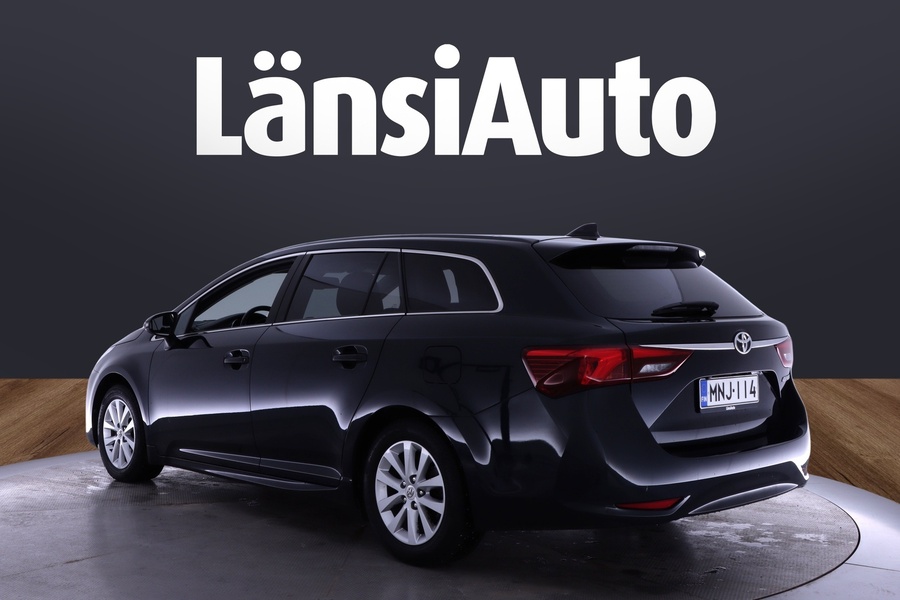 Toyota Avensis vaihtoauto