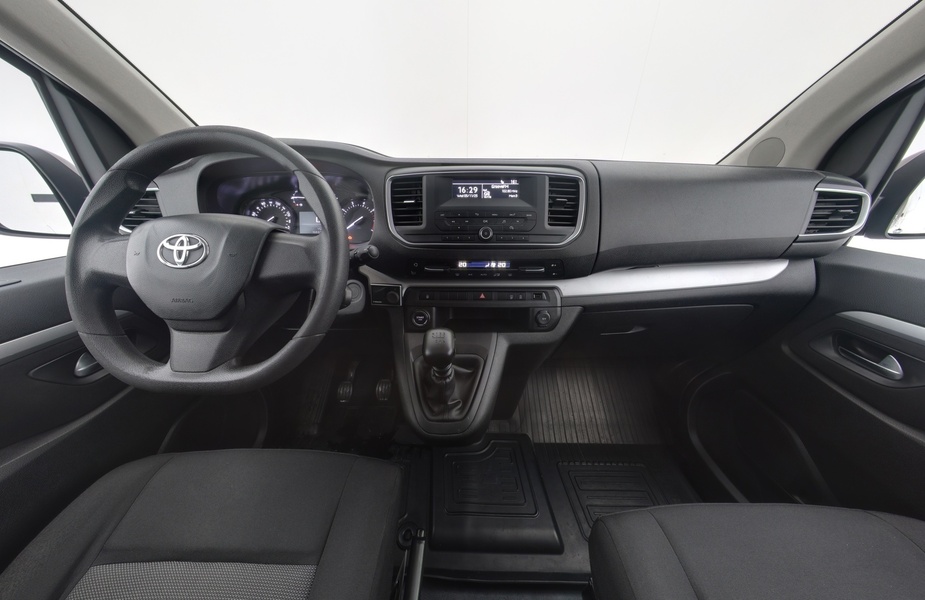 Toyota Proace Verso vaihtoauto