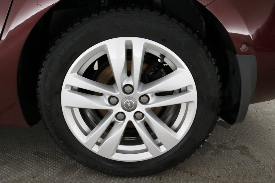 Opel Astra vaihtoauto