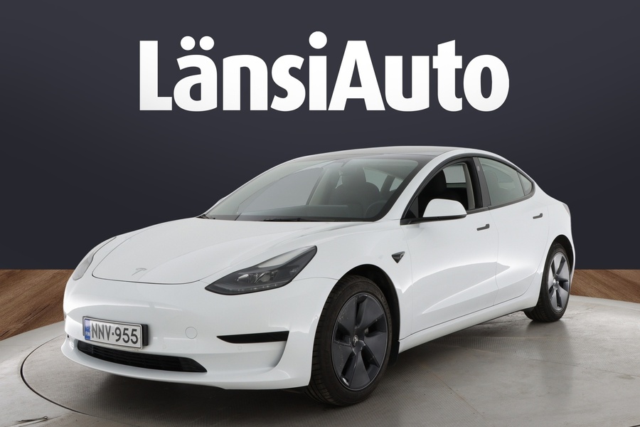 Tesla Model 3 vaihtoauto