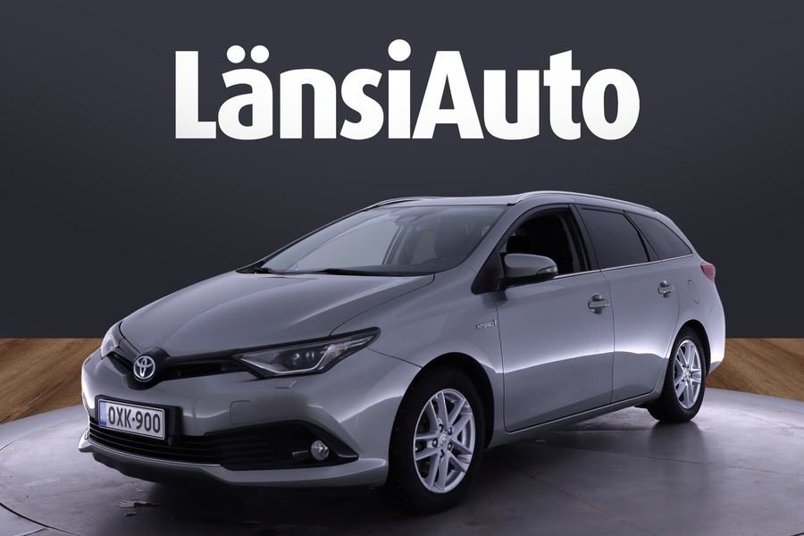 Toyota Auris vaihtoauto