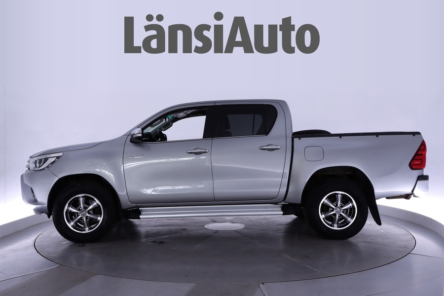 Toyota Hilux vaihtoauto