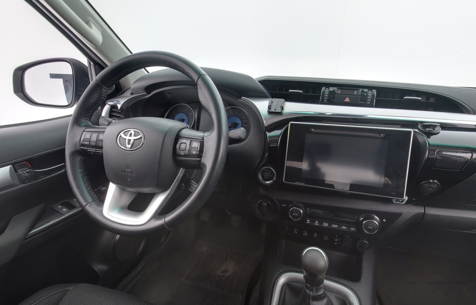 Toyota Hilux vaihtoauto