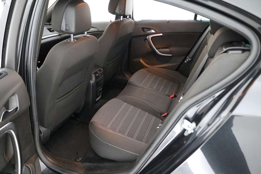 Opel Insignia vaihtoauto