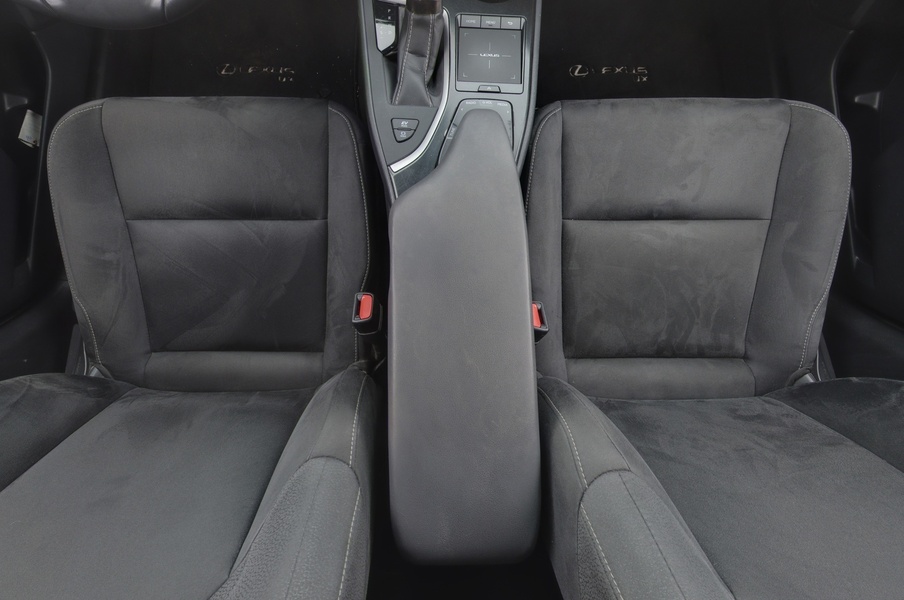 Lexus UX vaihtoauto
