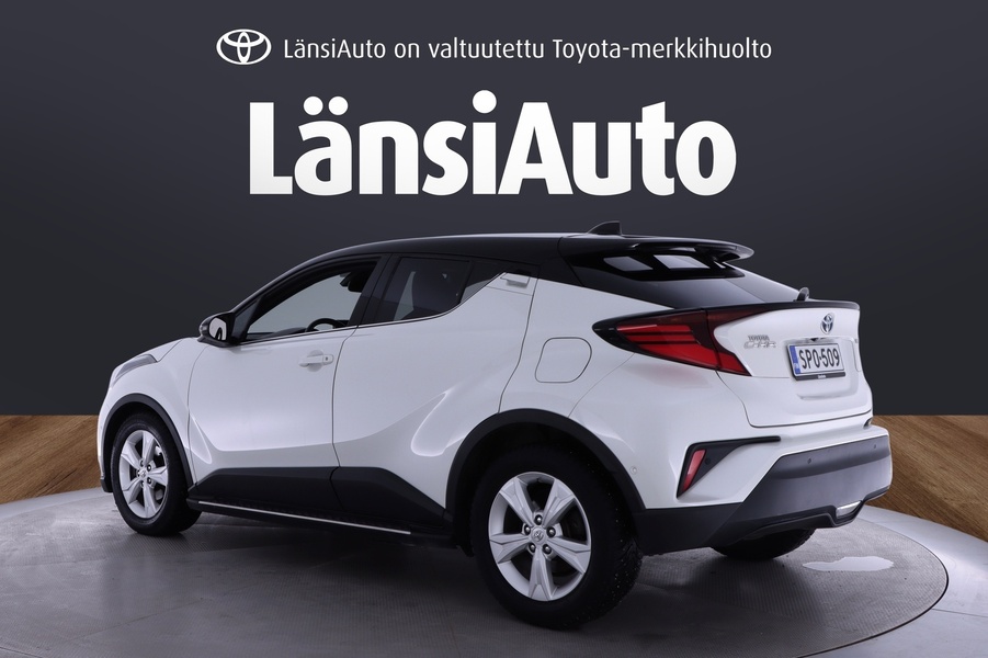 Toyota C-HR vaihtoauto