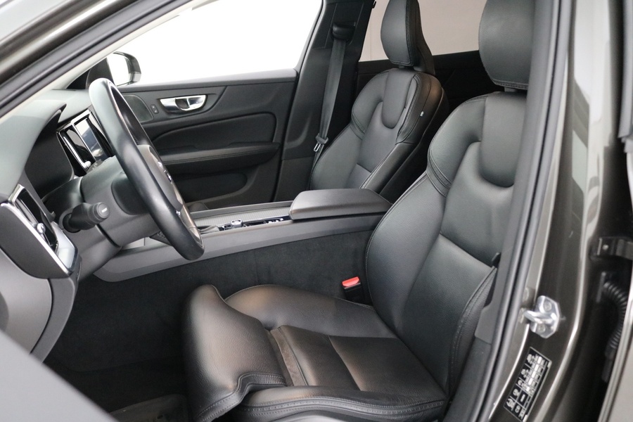 Volvo V60 Cross Country vaihtoauto