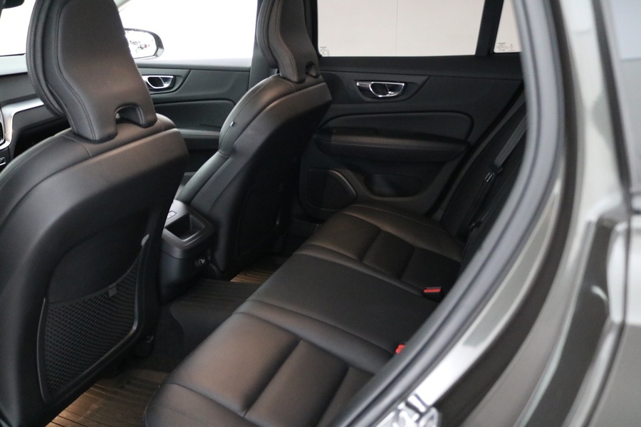 Volvo V60 Cross Country vaihtoauto