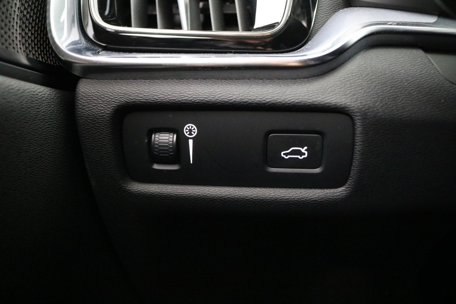 Volvo V60 Cross Country vaihtoauto